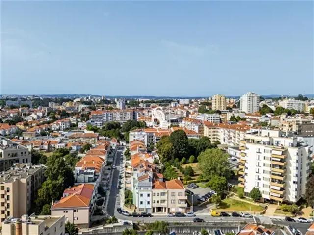 Garagem venda em Porto