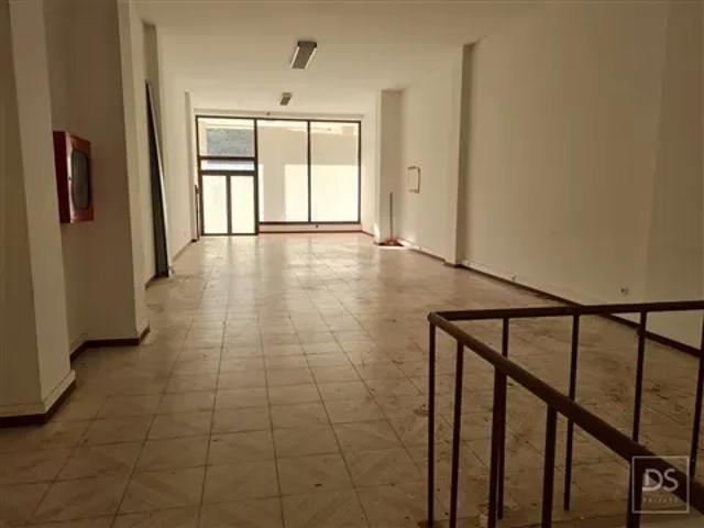 Loja venda em Porto