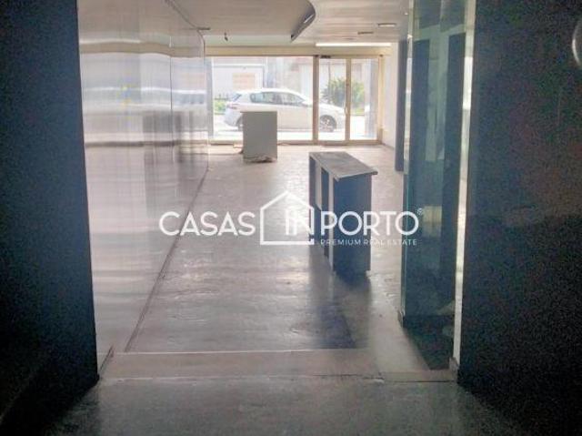 Escritório venda em Porto, Cedofeita