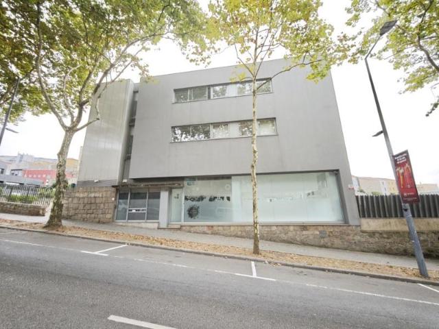 Escritório alugar em Porto, Lordelo Do Ouro