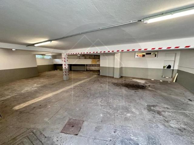 Garagem alugar em Porto, Francos