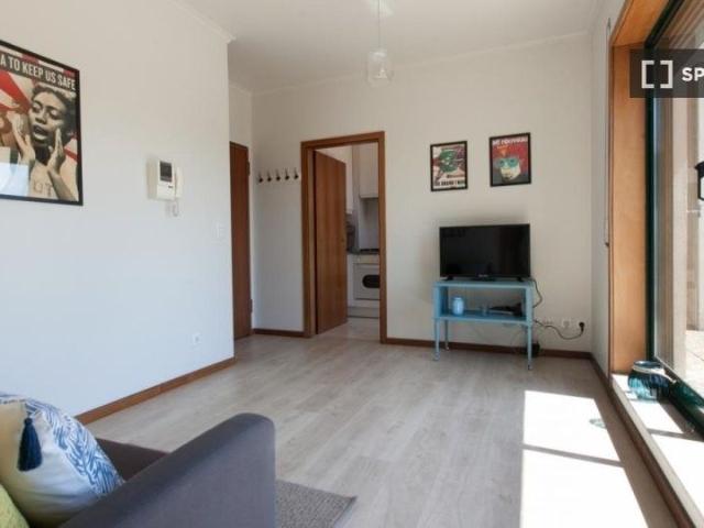 Apartamento alugar em Bairro dos Correios, Porto