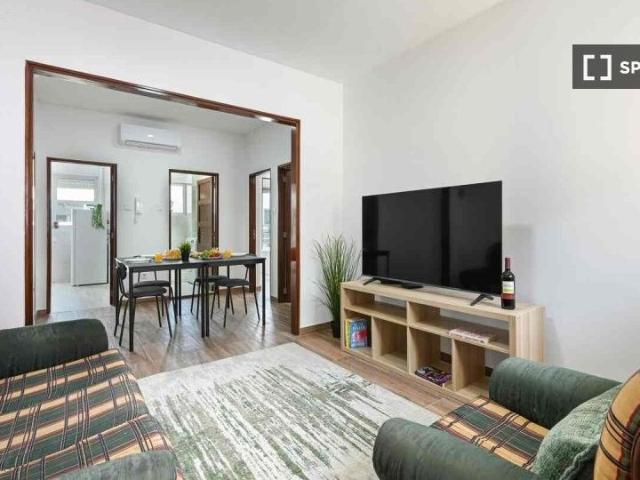 Apartamento alugar em Bairro Cooperativa 'O Lar Familiar', Porto