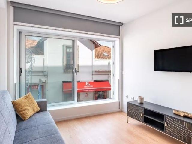 Apartamento alugar em Porto, Aldoar