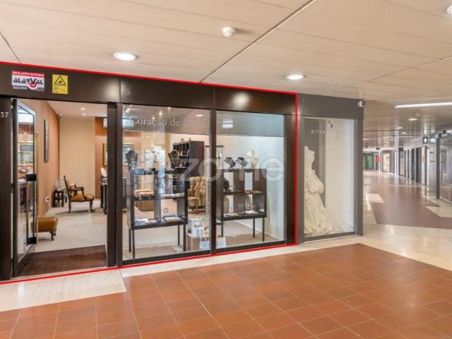 Loja alugar em Porto