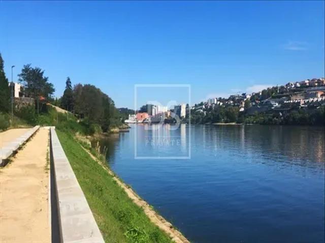 Terreno venda em Laborim, Vila Nova De Gaia