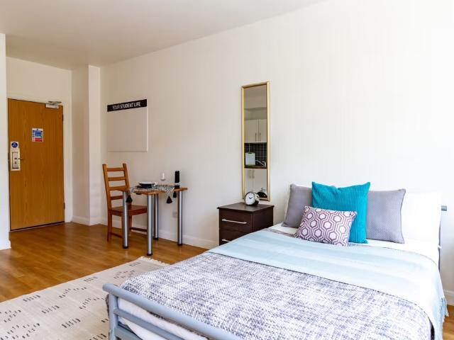 Apartment for rent in North Kensington, Greater London