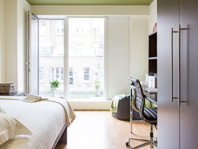 Room for rent in North Kensington, Greater London