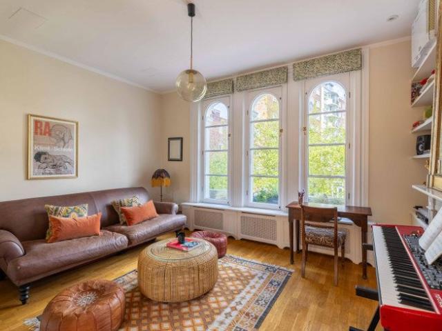 House for rent in North Kensington, Greater London
