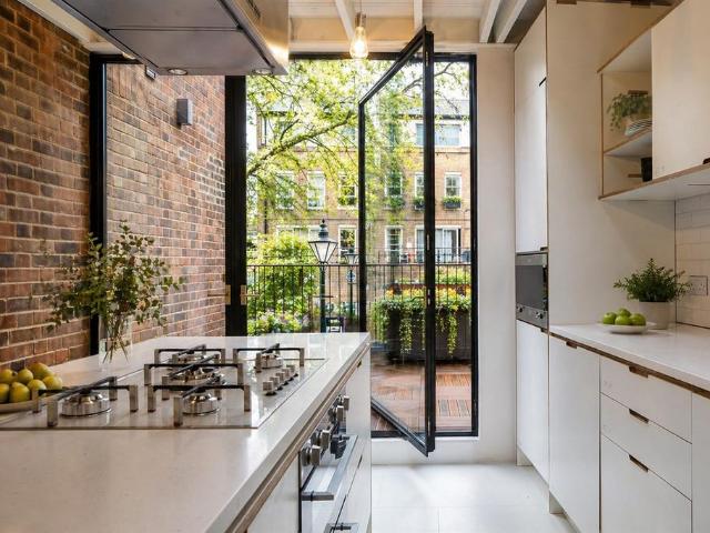 Apartment for rent in North Kensington, Greater London