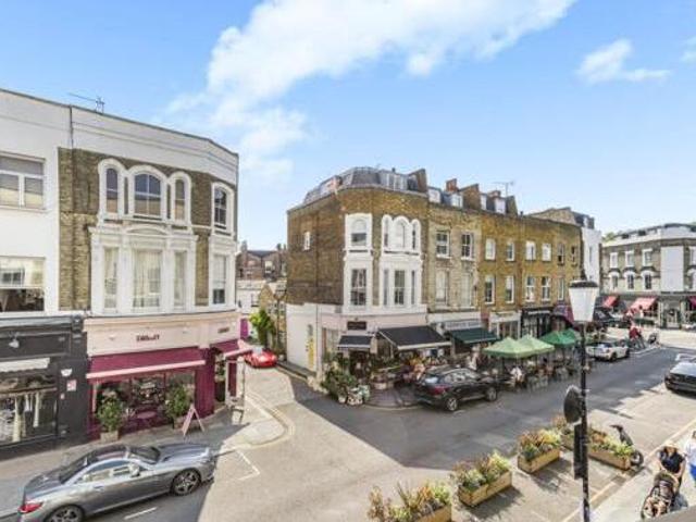 House for sale in Lyons, Greater London