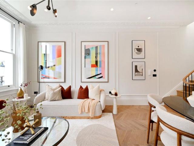 Apartment for rent in North Kensington, Greater London