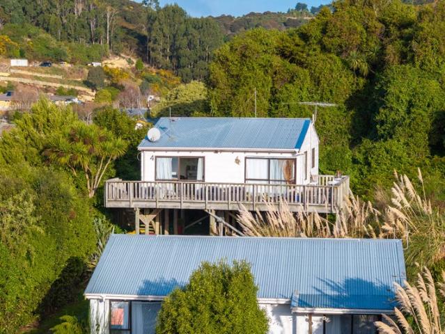 House for rent in Otakou
