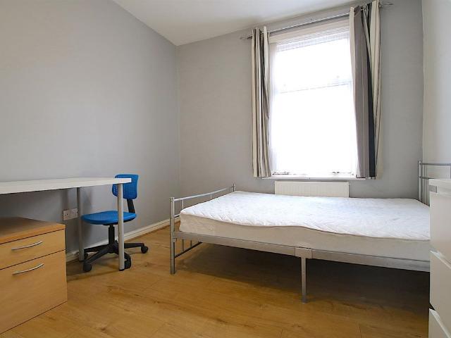 Room for rent in Blackwall, Greater London
