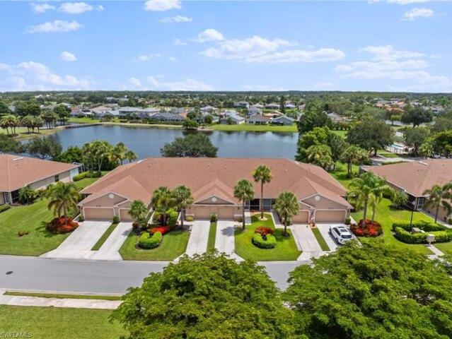 House for sale in Estero