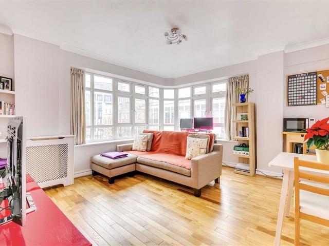 Apartment for rent in Paddington, Greater London