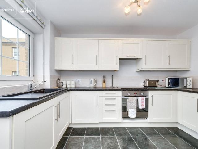Apartment for rent in Brighton Marina, Brighton