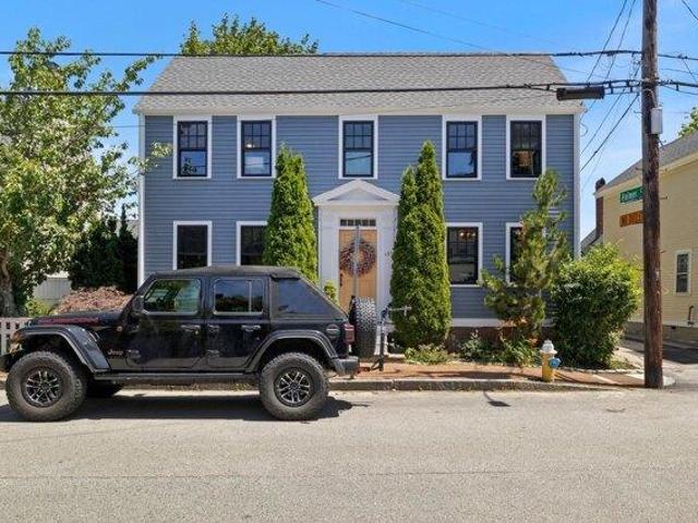 House for sale in New Hampshire