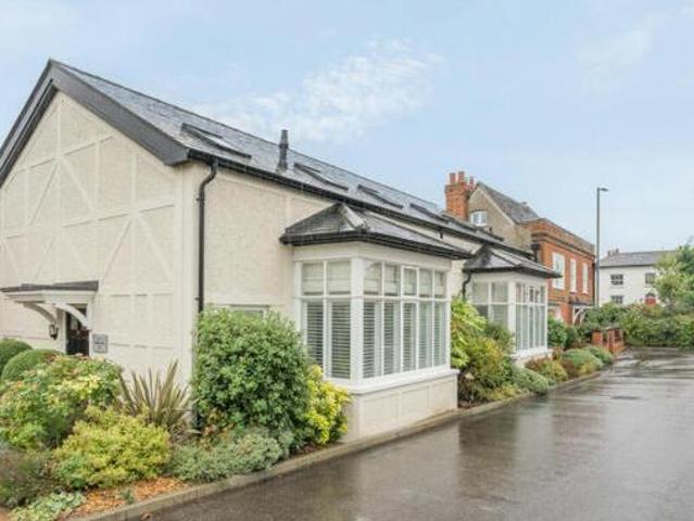 House for sale in Cobham, Elmbridge