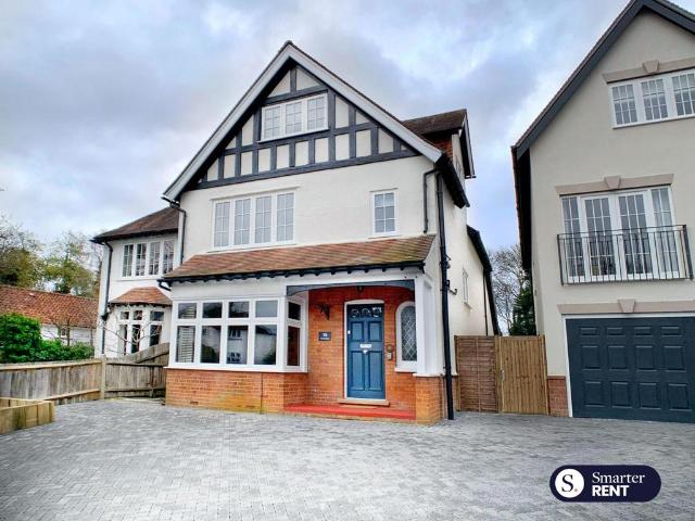 House for rent in Thames Ditton, Elmbridge