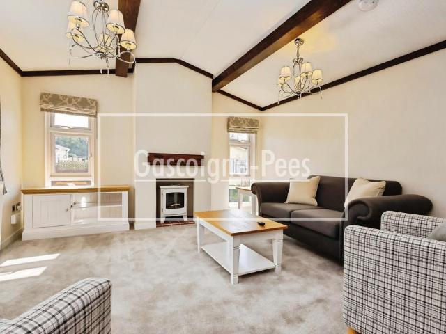 House for rent in Fole, Surrey