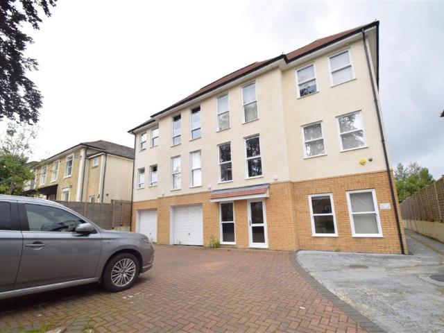 Apartment for rent in Portswood Park, City Of Southampton
