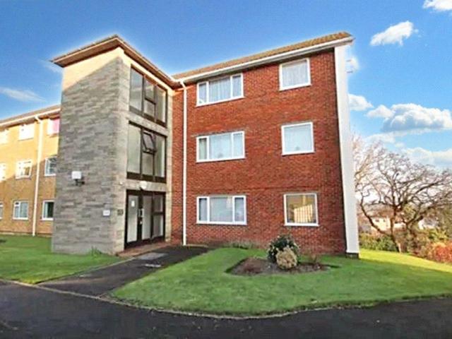 Apartment for rent in Moordown, Bournemouth