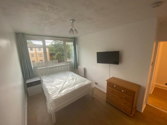 Apartment for rent in Roehampton, Greater London