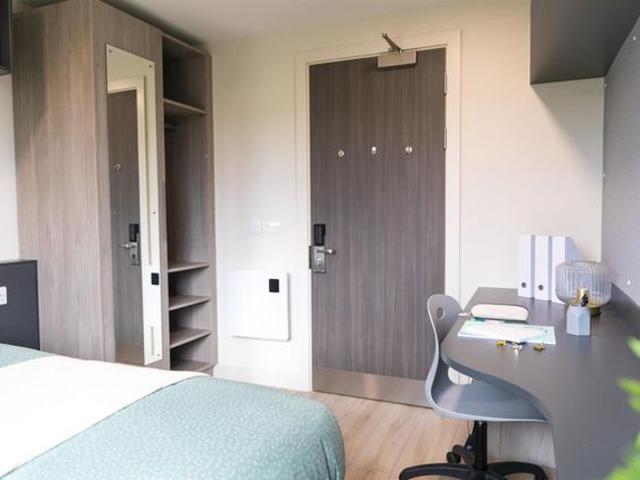 Studio for rent in Southampton, Lansdowne Hill