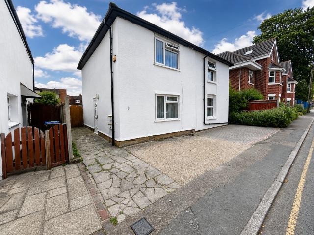 House for rent in Horsell, Woking