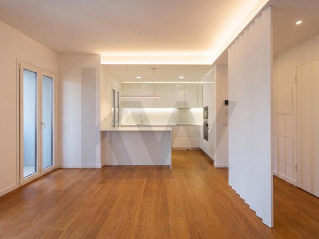 Apartamento venda em Venda Nova, Amadora