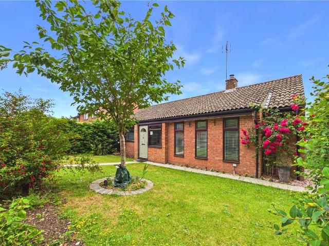 House for rent in Swallowfield, Riseley
