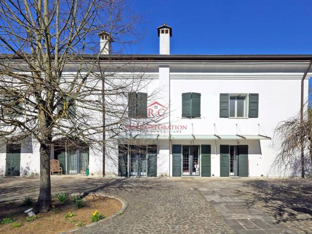 Villa Indipendente in vendita a Colline Matildiche, Re