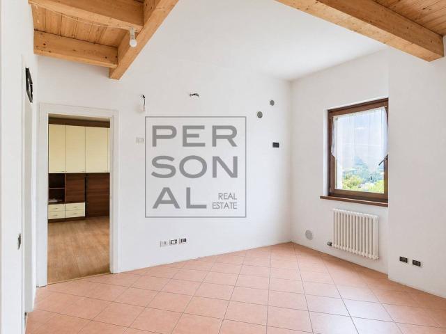 Villa Indipendente in vendita a Comunità della Vallagarina, Borgo Sacco
