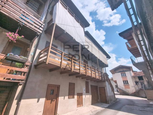 Villa Indipendente in vendita a Comunità della Vallagarina, Trambileno