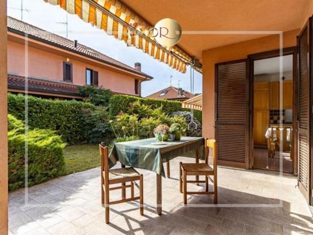 Villa Indipendente in vendita a Casatenovo, Lecco