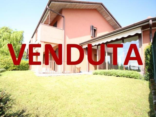 Villa Indipendente in vendita a Sirtori, Lombardia