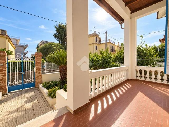 Villa Indipendente in affitto a Serapo, Gaeta