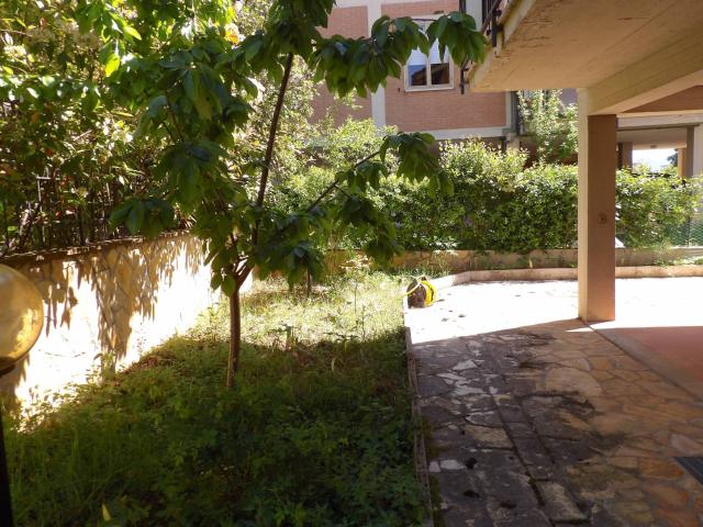 Villa Indipendente in vendita a Terni, Umbria