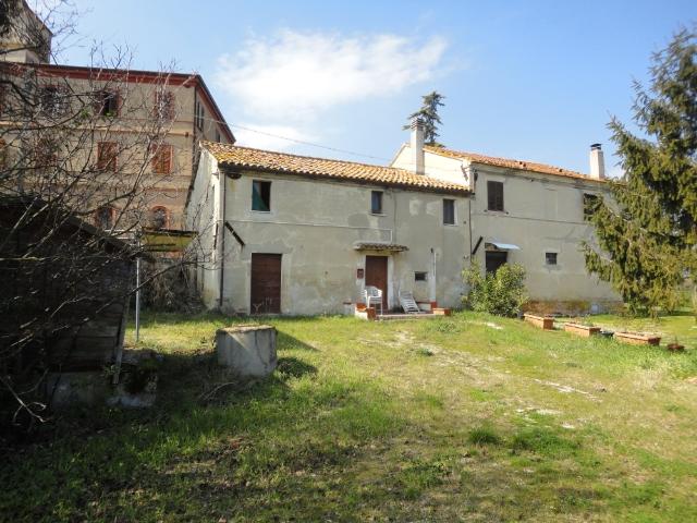 Villa Indipendente in vendita a Alberici, Marche
