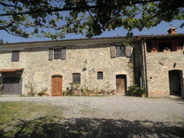 Rustico in vendita a Maccetti, Rosignano Marittimo