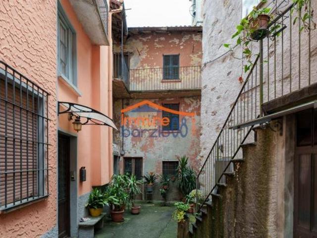 Villa Indipendente in vendita a Cortenova, Lombardia