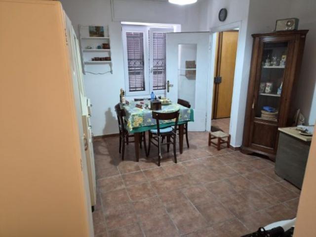 Villa Indipendente in vendita a Ziano Piacentino, Reggio Emilia