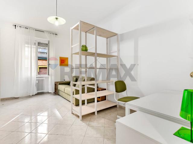 Villa Indipendente in affitto a Municipio 4, Milano