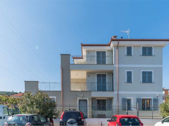 Villa Indipendente in affitto a Diano Calderina, Diano Marina