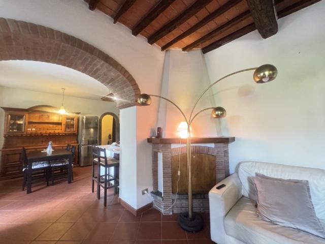 Villa Indipendente in affitto a Lido di Camaiore, Camaiore