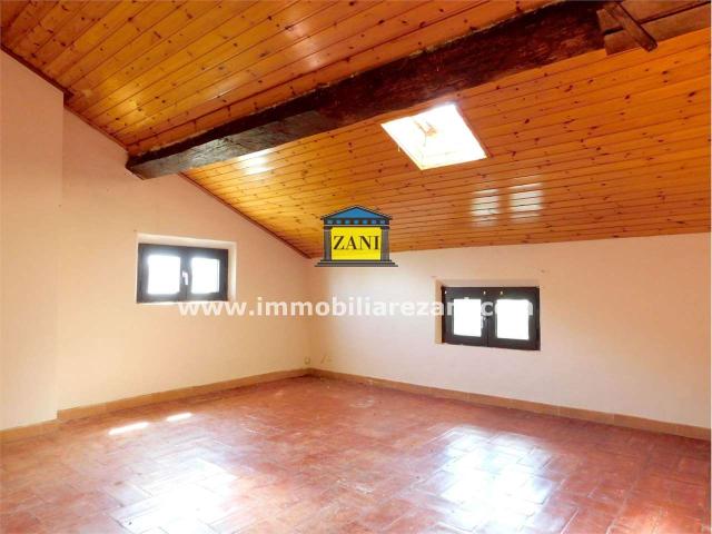 Villa Indipendente in affitto a Salsomaggiore Terme, Reggio Emilia