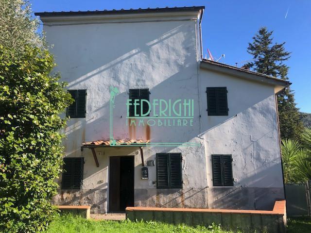 Villa Indipendente in vendita a Capannori, Toscana