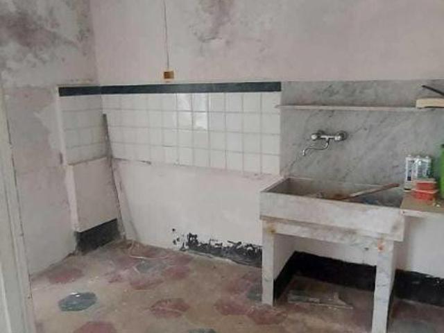 Villa Indipendente in vendita a Pontecimato, Carrara