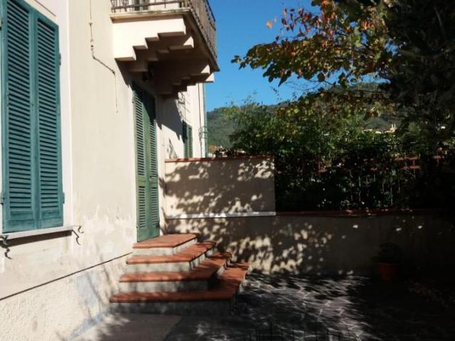 Villa Indipendente in vendita a Gildona, Carrara